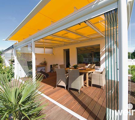Weinor Terrazza Originale terrasoverkapping met draaischuifwanden-400x450 Weinor Terrazza Originale terrasoverkapping met dak van gehard veiligheidsglas, een draaischuifwand glassysteem en bovengemonteerde Weinor serrezonwering. Voorberg Zonwering BV