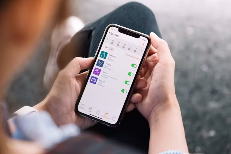 Luxaflex raamdecoratie Powerview Smartphone bediening